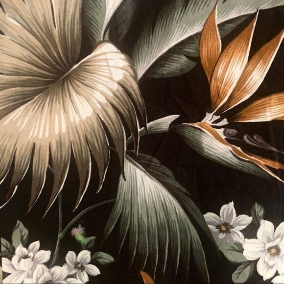 HAWAIIANā
VINTAGEāCOTTONĀ MIDIā
DRESS - Picture 6 of 8